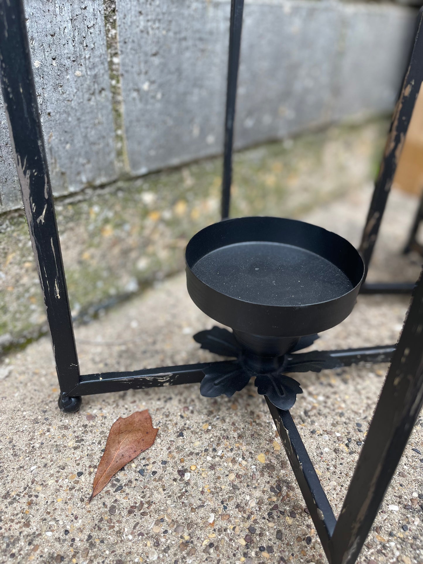 2 Sets (4 Pieces)-- Black Metal Lantern (111B)
