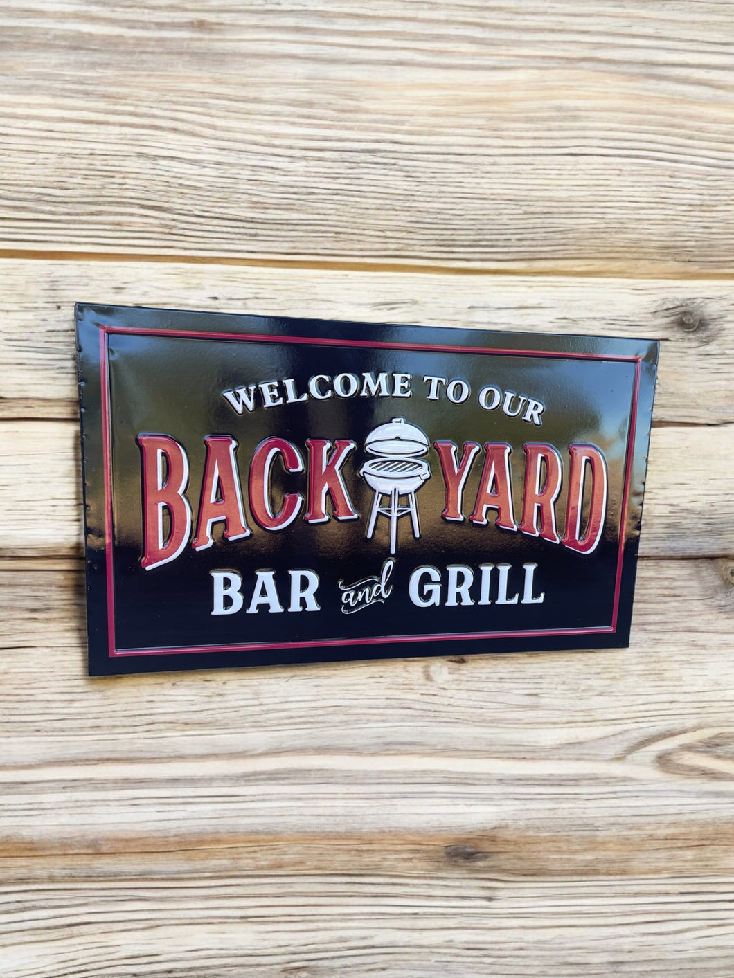 4– Backyard Bar & Grill (#Y0251)