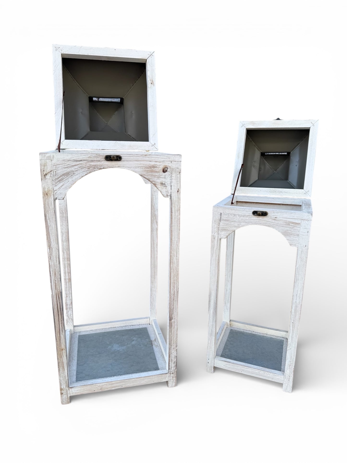 Set of 2 Wooden Lanterns
